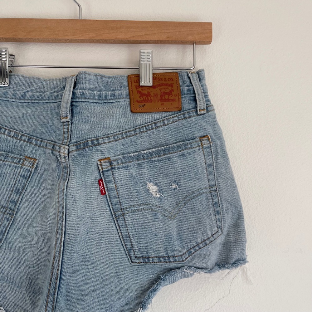 Levi's Cutoff Frayed Hem Distressed Patchwork‎ Shorts Size 25 - Picture 8 of 10